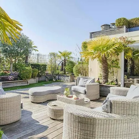 Trocadero De Luxe Apartmán *